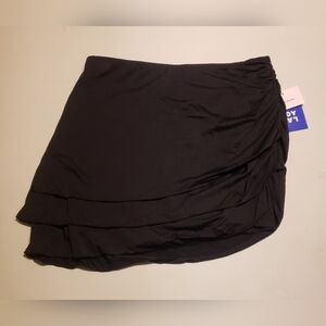 JoyLab Black Ruched Layered Mini Skirt